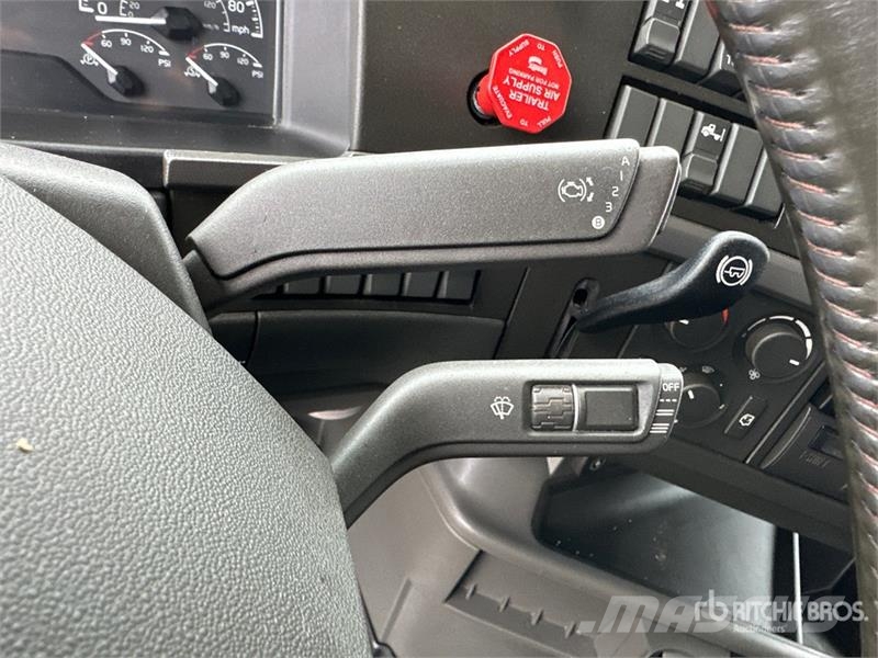 Volvo VNL760 Camiones tractor