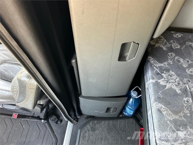 Volvo VNL760 트랙터 유닛