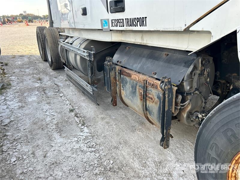 Volvo VNL760 트랙터 유닛