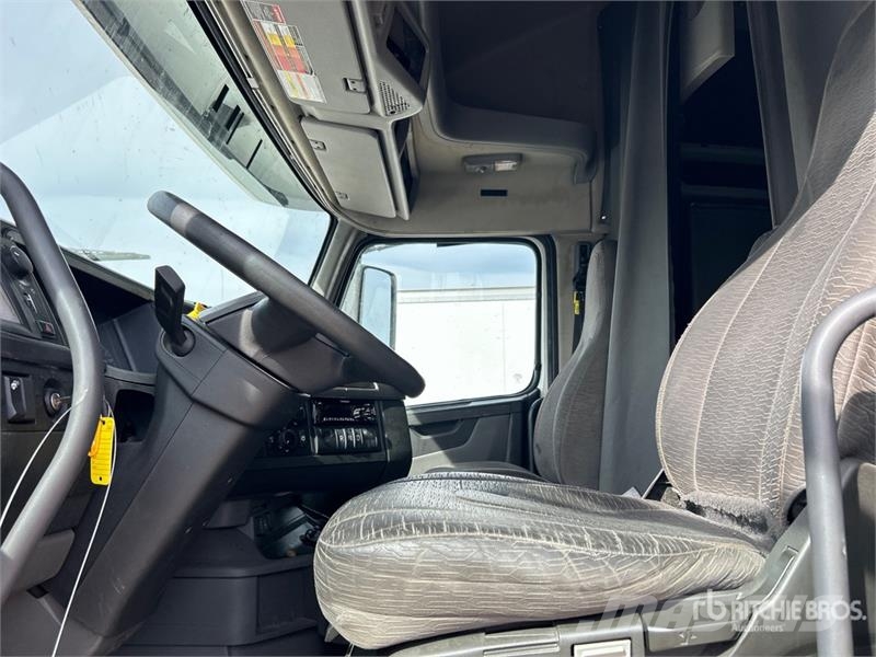 Volvo VNL760 Vlačilci
