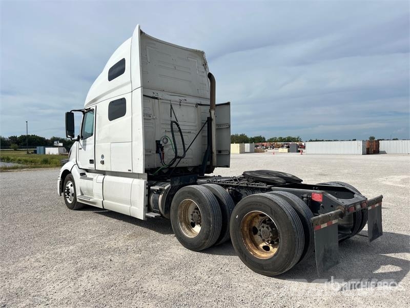 Volvo VNL760 Vlačilci