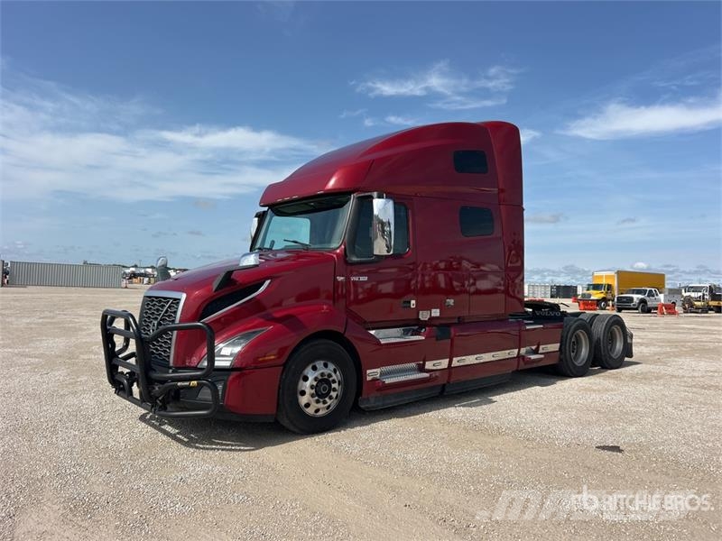 Volvo VNL760 中古トラクターヘッド | トレーラーヘッド