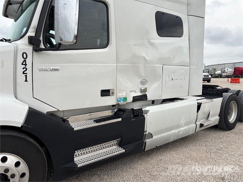 Volvo VNL760 Tractor Units