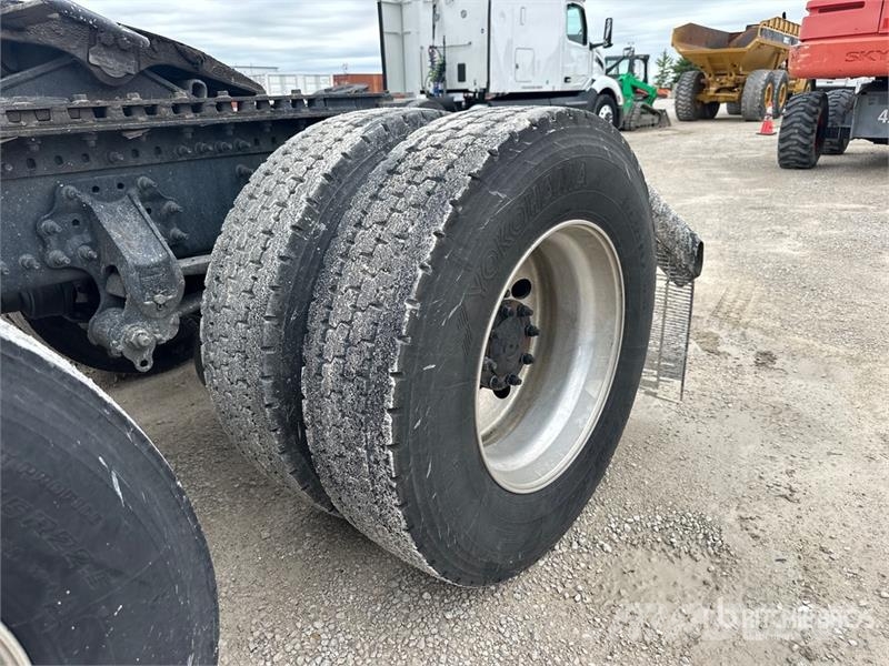 Volvo VNL760 Camiones tractor