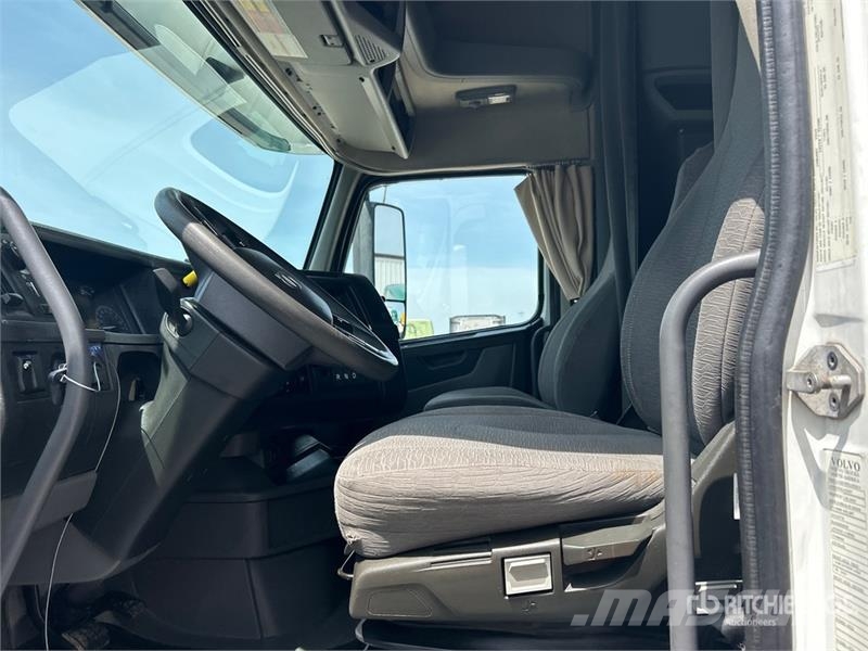 Volvo VNL760 Prime Movers