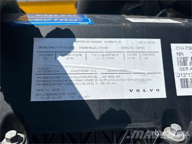 Volvo VNL760 Vetopöytäautot