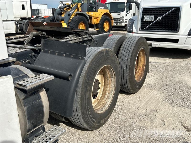 Volvo VNL760 Vlačilci