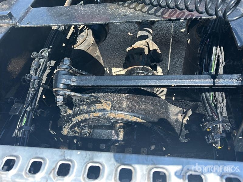 Volvo VNL760 Vetopöytäautot