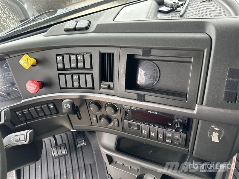 Volvo VNL760 Camiones tractor