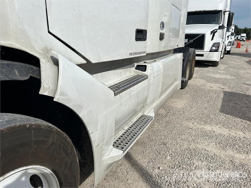 Volvo VNL760 Vlačilci
