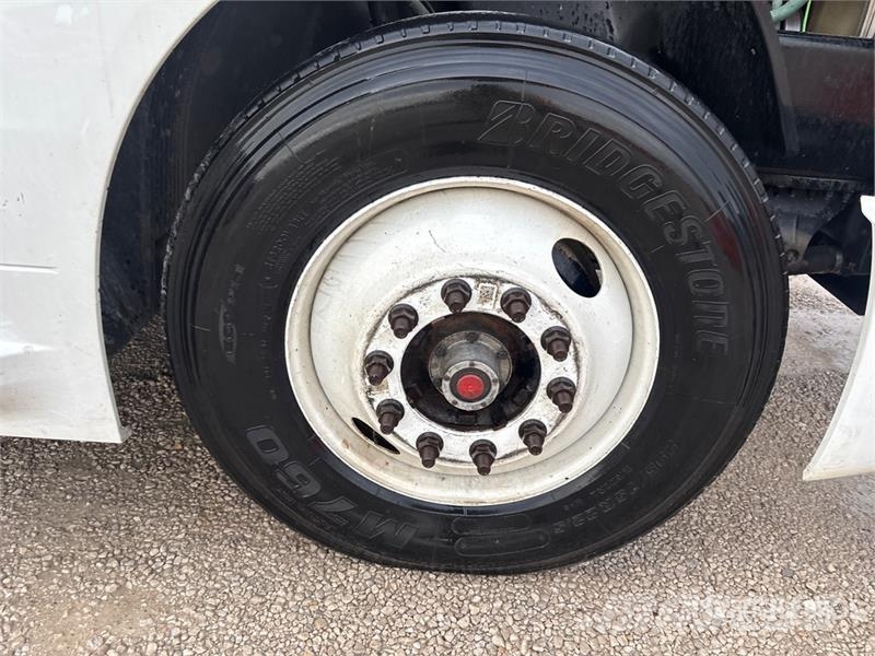 Volvo VNL760 牵引车
