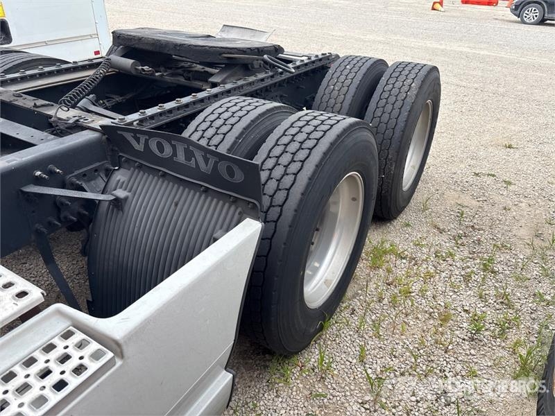 Volvo VNL760 Tractor Units