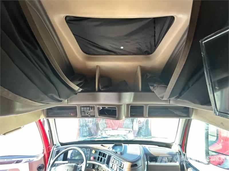 Volvo VNL760 Vetopöytäautot