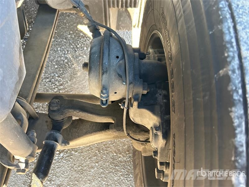 Volvo VNL760 وحدات الجر