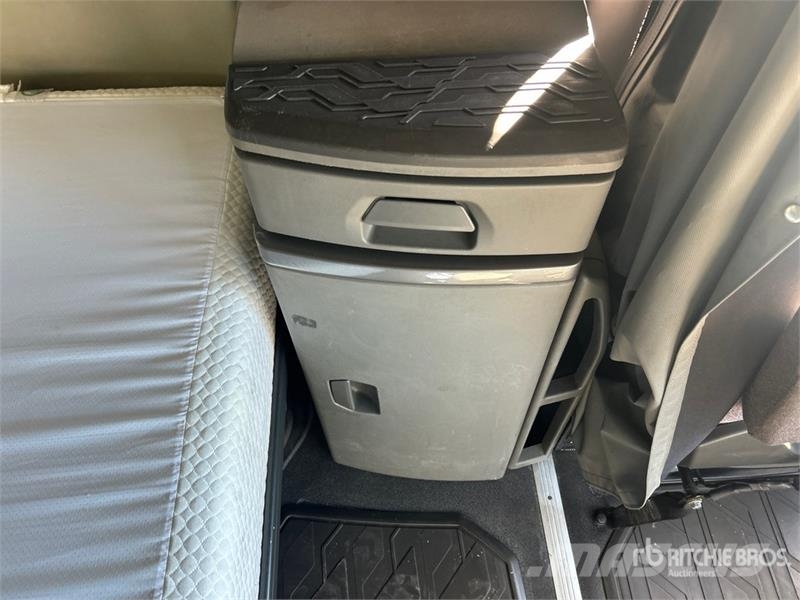 Volvo VNL760 وحدات الجر