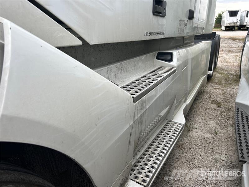 Volvo VNL760 Trækkere