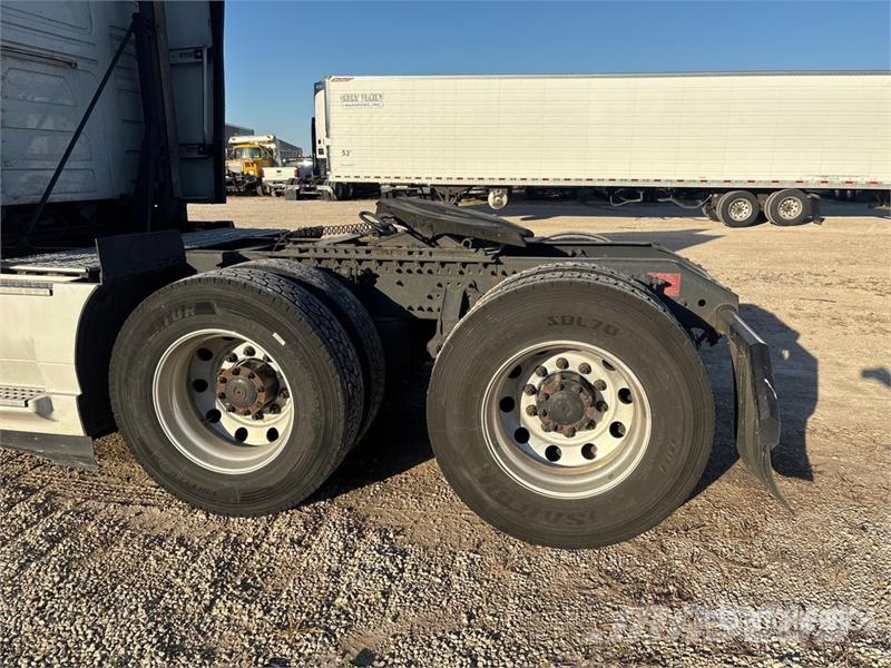 Volvo VNL760 Vlačilci
