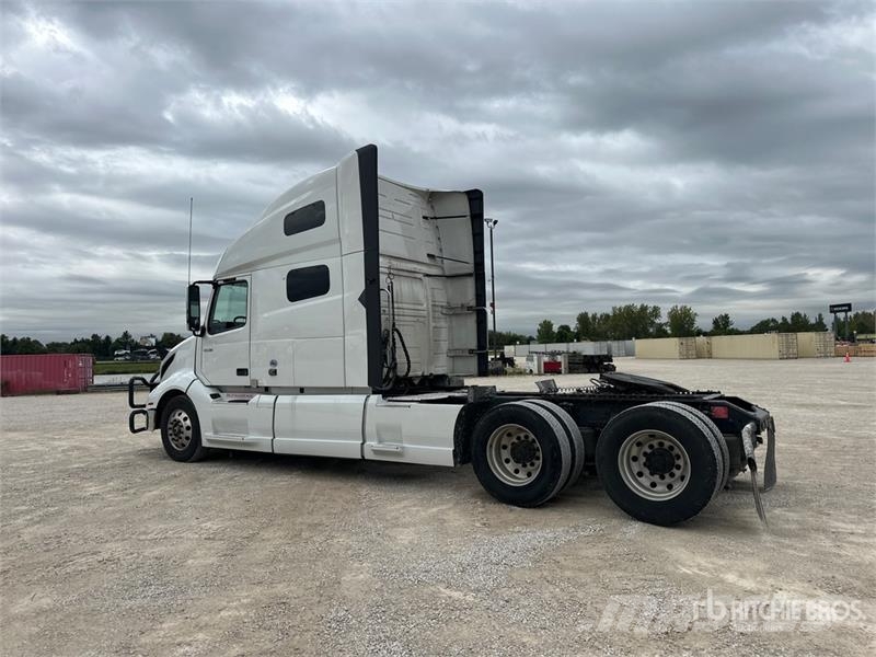 Volvo VNL760 Camiones tractor