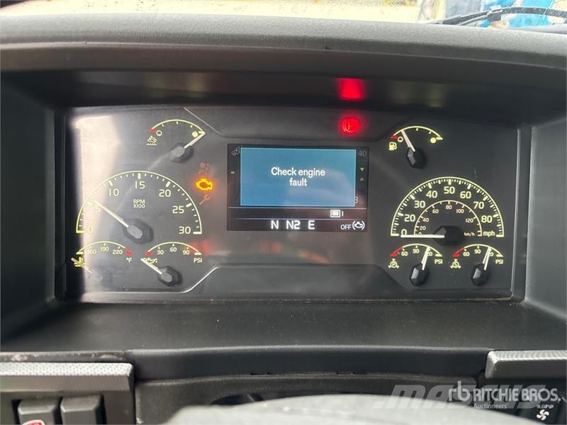 Volvo VNL760 牵引车