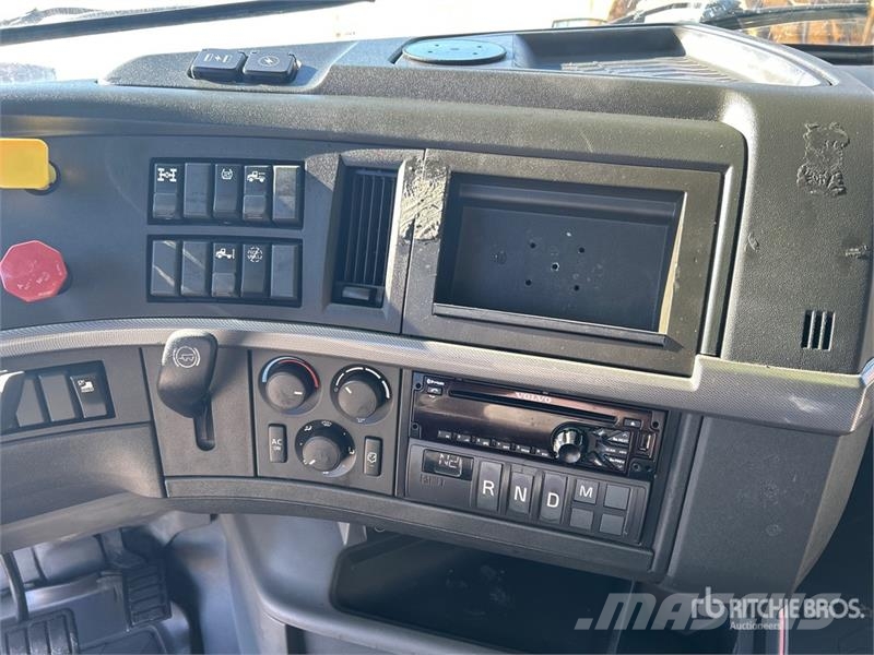 Volvo VNL760 وحدات الجر