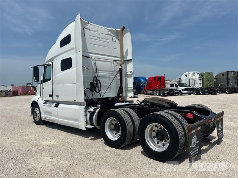 Volvo VNL760 Prime Movers