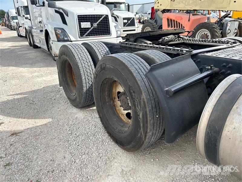 Volvo VNL760 Vlačilci