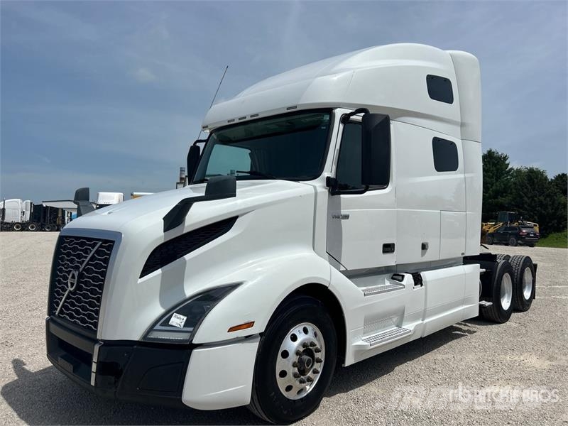 Volvo VNL760 Prime Movers