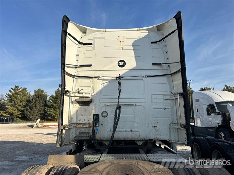 Volvo VNL760 트랙터 유닛