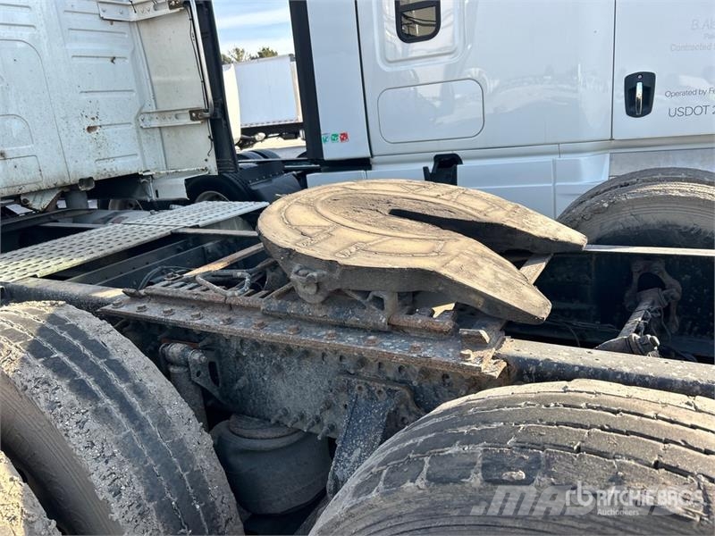 Volvo VNL760 트랙터 유닛