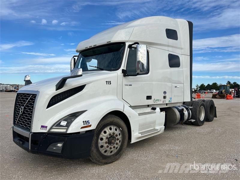 Volvo VNL760 中古トラクターヘッド | トレーラーヘッド