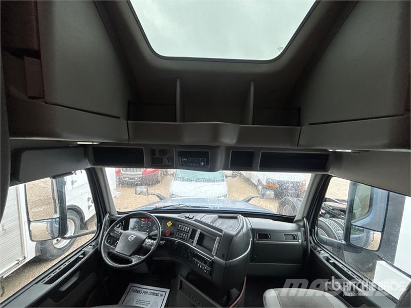 Volvo VNL860 Vilcēji