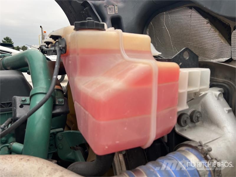 Volvo VNL860 Motrici e Trattori Stradali