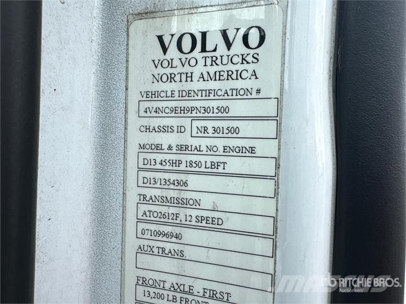Volvo VNL860 Vilcēji
