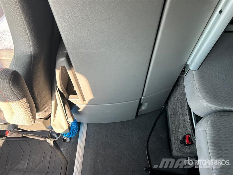 Volvo VNL860 Vetopöytäautot