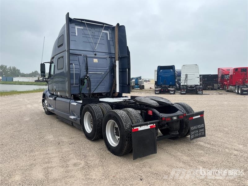 Volvo VNL860 Vilcēji