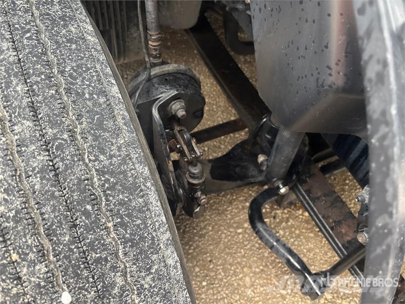 Volvo VNL860 Vetopöytäautot