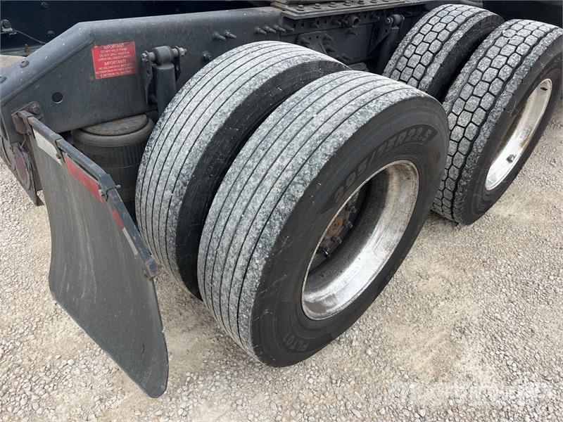 Volvo VNL860 Motrici e Trattori Stradali