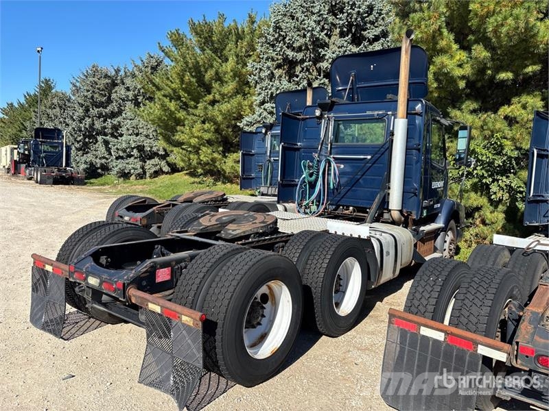 Volvo VNM Trekkers