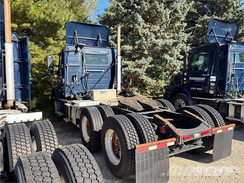 Volvo VNM Trekkers