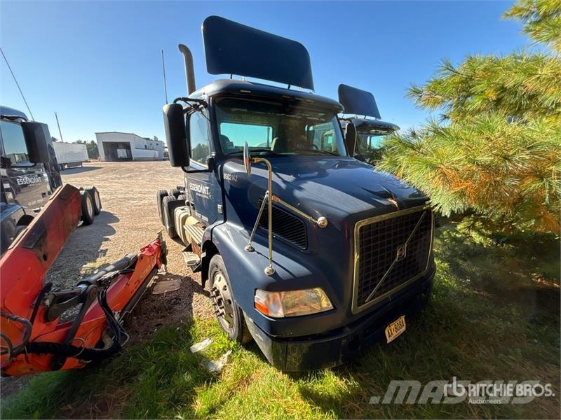 Volvo VNM Trekkers