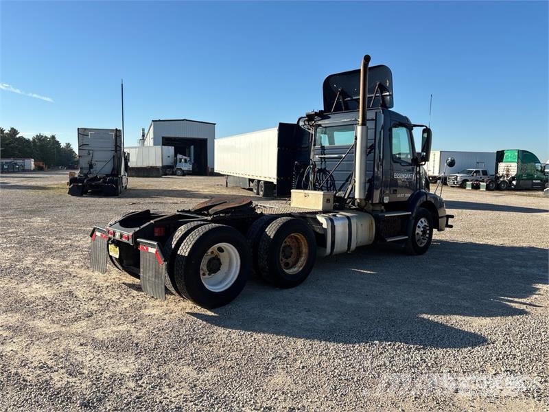Volvo VNM Trekkers