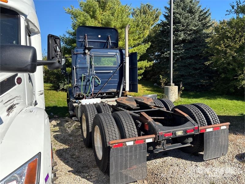 Volvo VNM Trekkers