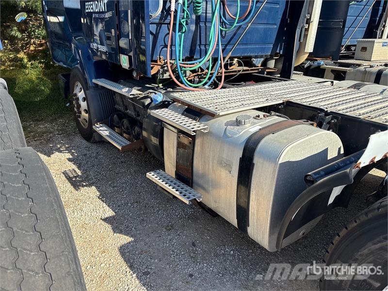 Volvo VNM Trekkers