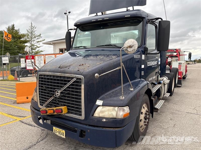 Volvo VNM Trekkers