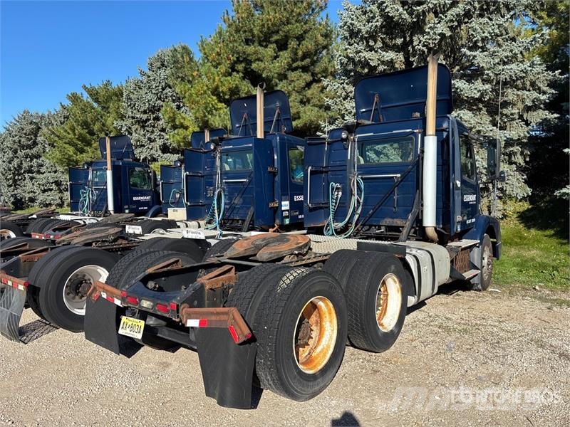 Volvo VNM Trekkers