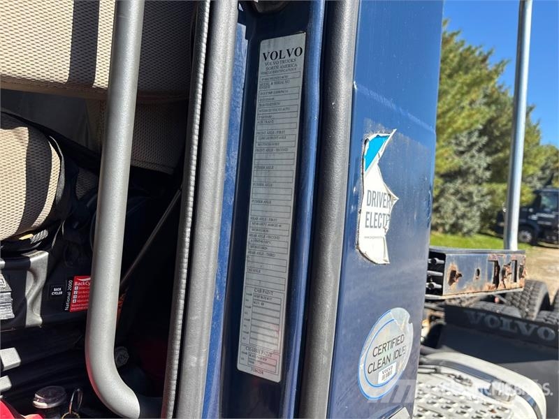 Volvo VNM Trekkers