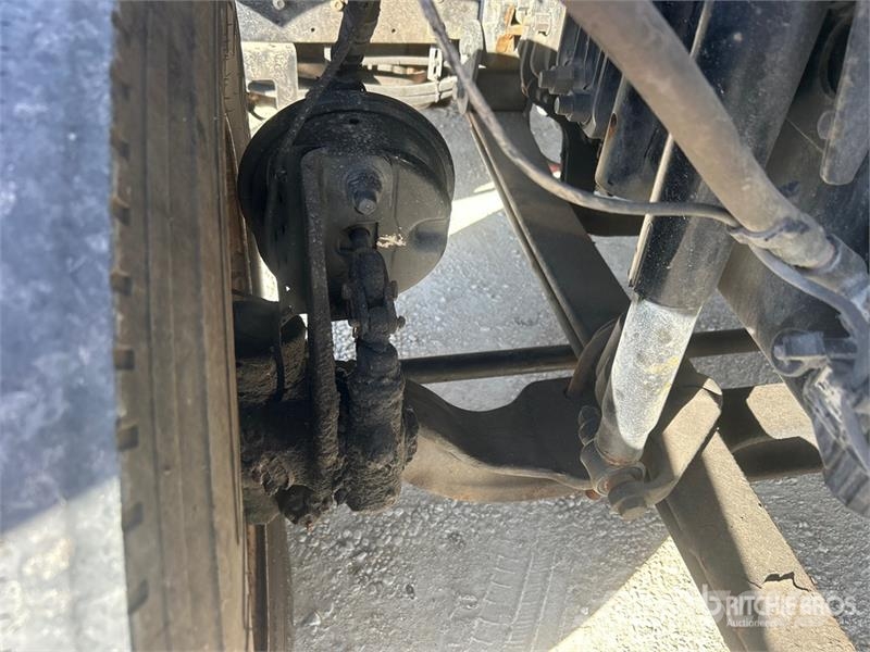 Volvo VNM 牵引车