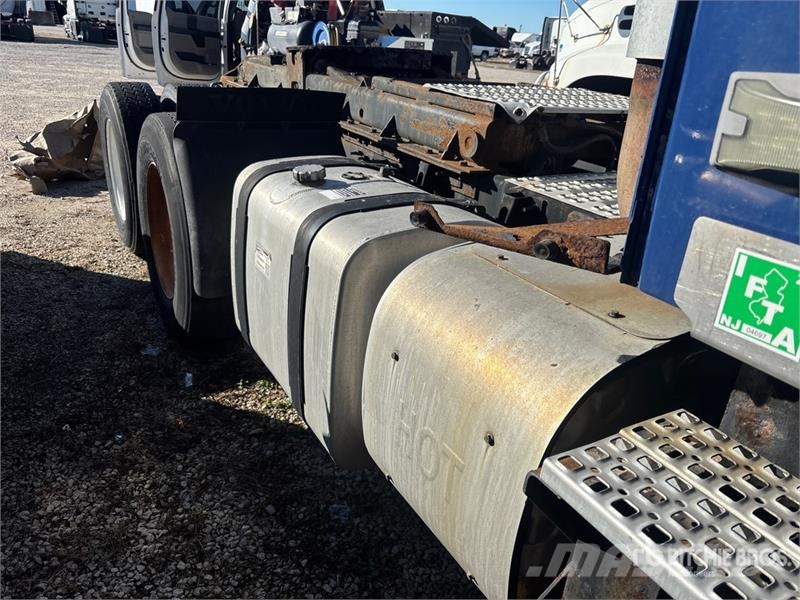 Volvo VNM Tractores (camiões)