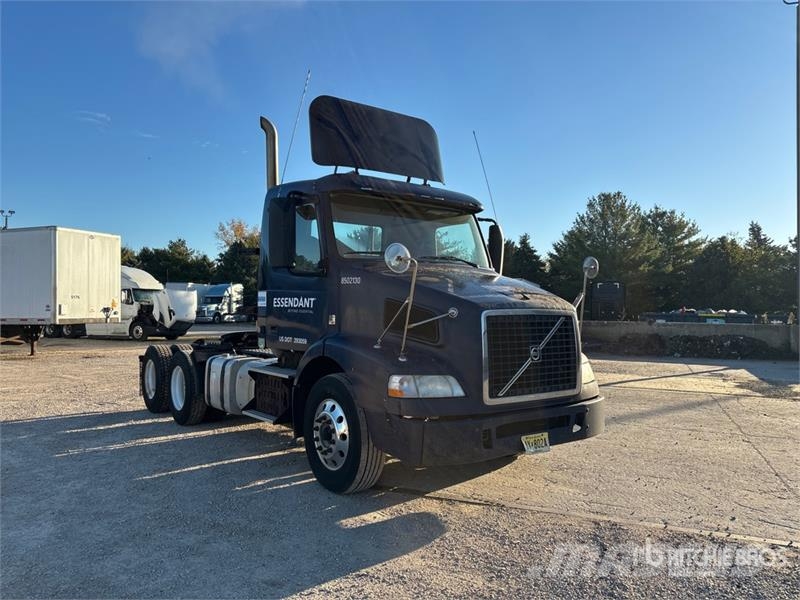Volvo VNM Trekkers