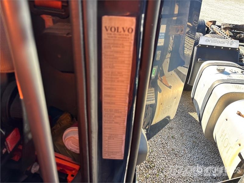 Volvo VNM Trekkers
